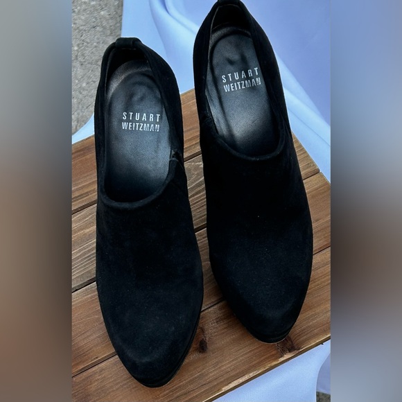 Stuart Weitzman Black Suede Heels - Picture 1 of 8